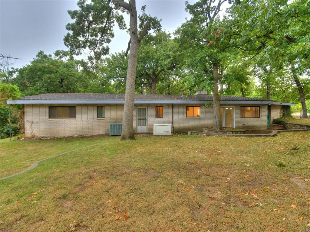 Photo 5 — 7509 W Fordson Drive, Oklahoma City, OK 73127