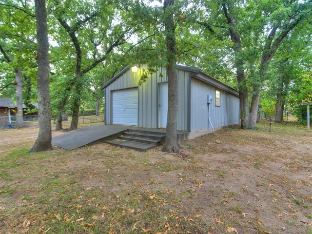 Photo 8 — 7509 W Fordson Drive, Oklahoma City, OK 73127