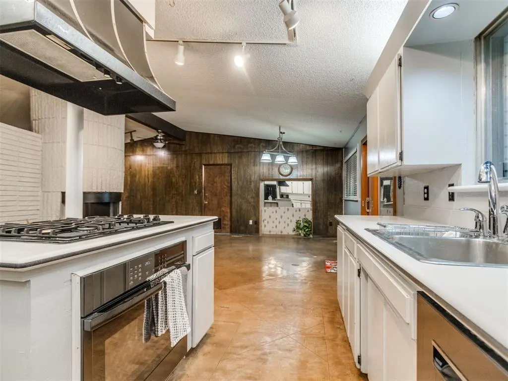 Photo 49 — 7509 W Fordson Drive, Oklahoma City, OK 73127