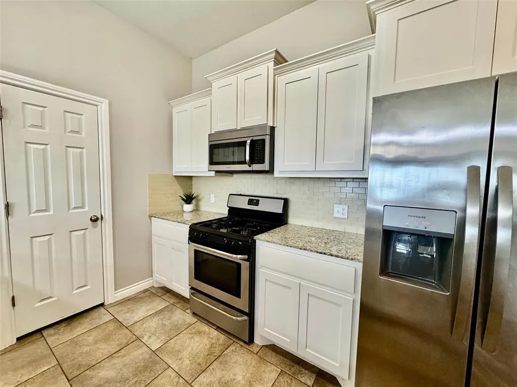 Photo 12 — 18100 Manera Way, Edmond, OK 73012