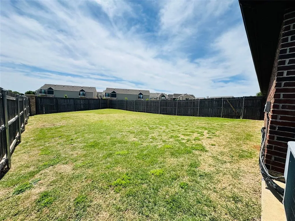 Photo 36 — 18100 Manera Way, Edmond, OK 73012
