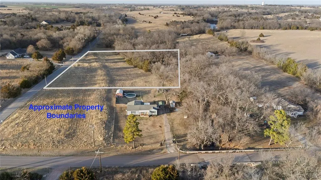 Front exterior — Johnson Avenue, Purcell, OK 73080