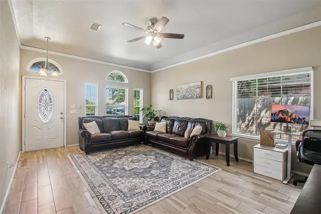 Photo 3 — 716 SW 149th Place, Oklahoma City, OK 73170