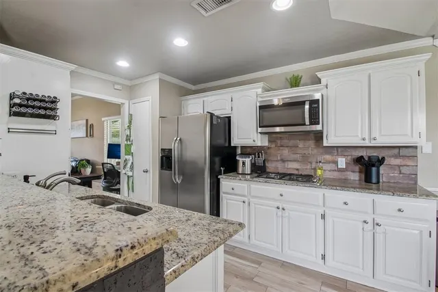 Photo 7 — 716 SW 149th Place, Oklahoma City, OK 73170