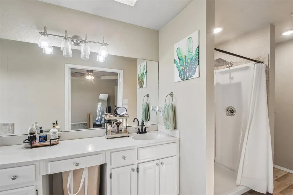 Photo 18 — 716 SW 149th Place, Oklahoma City, OK 73170