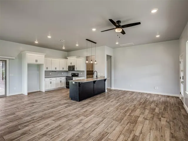 Photo 6 — 10000 Eagle Point, Newalla, OK 74857