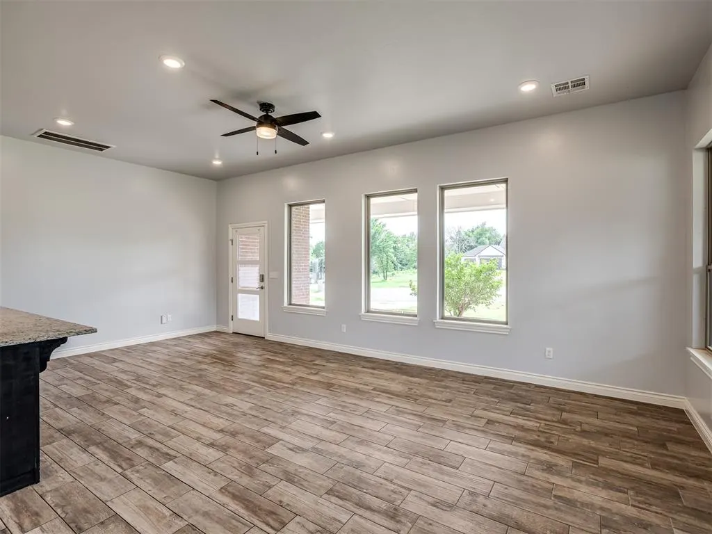 Photo 8 — 10000 Eagle Point, Newalla, OK 74857
