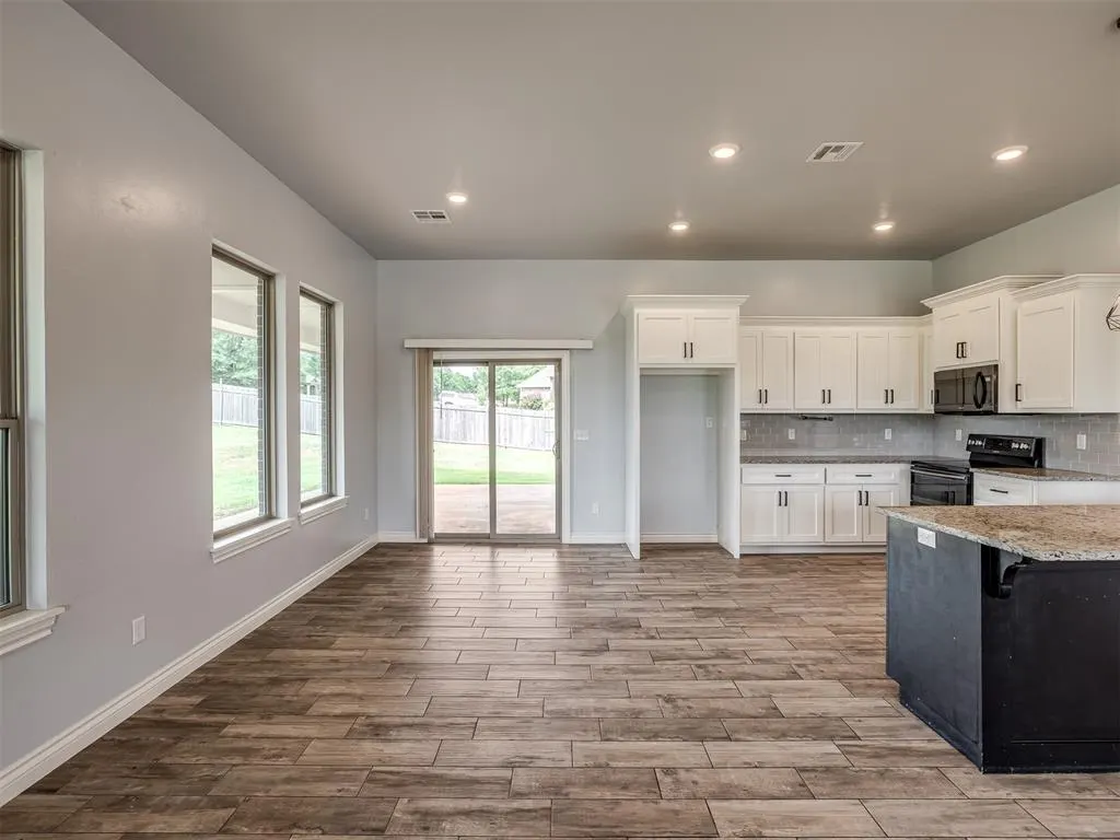 Photo 10 — 10000 Eagle Point, Newalla, OK 74857