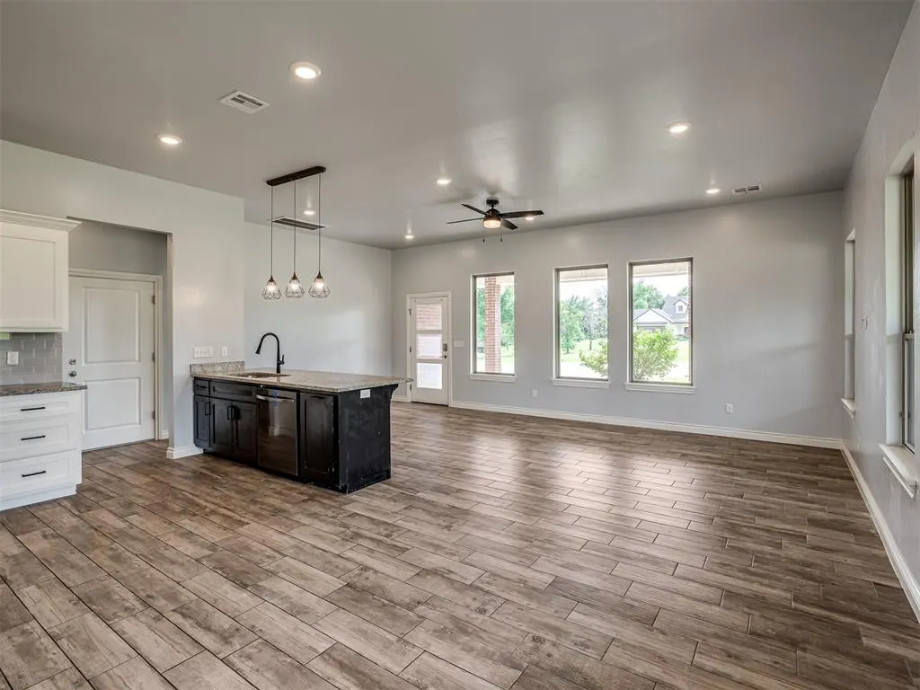 Photo 11 — 10000 Eagle Point, Newalla, OK 74857