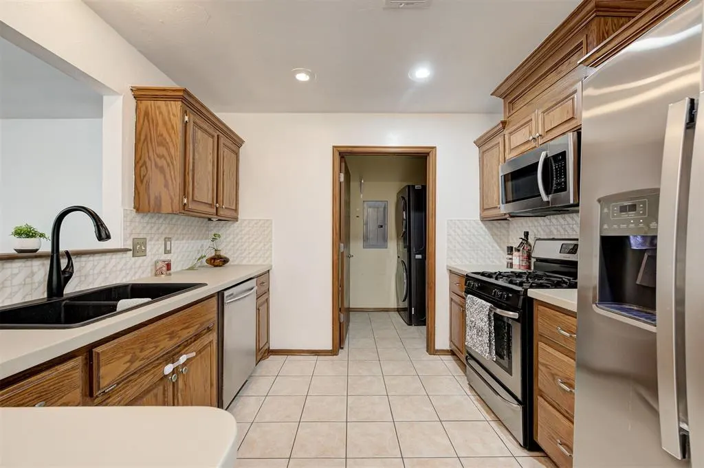 Photo 12 — 3507 Basinger Street, Oklahoma City, OK 73150