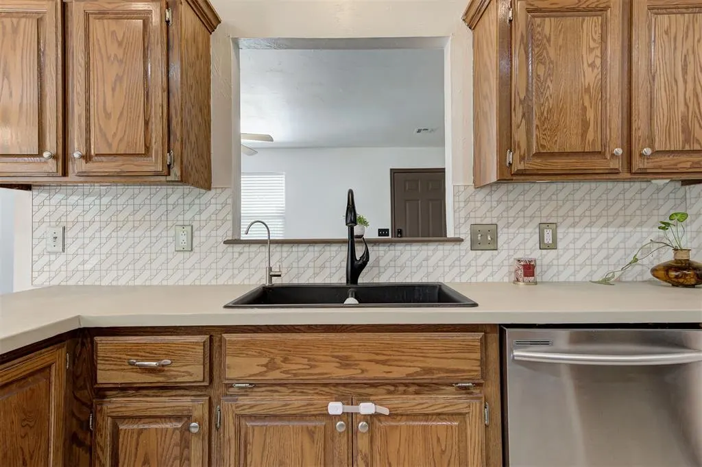 Photo 15 — 3507 Basinger Street, Oklahoma City, OK 73150