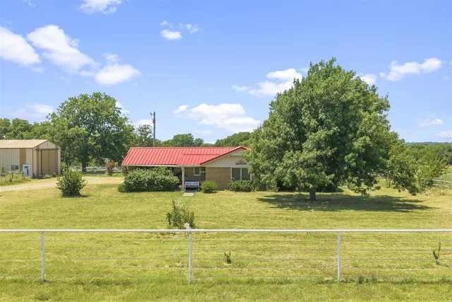 Photo 5 — 11584 N County Road 3340, Stratford, OK 74872
