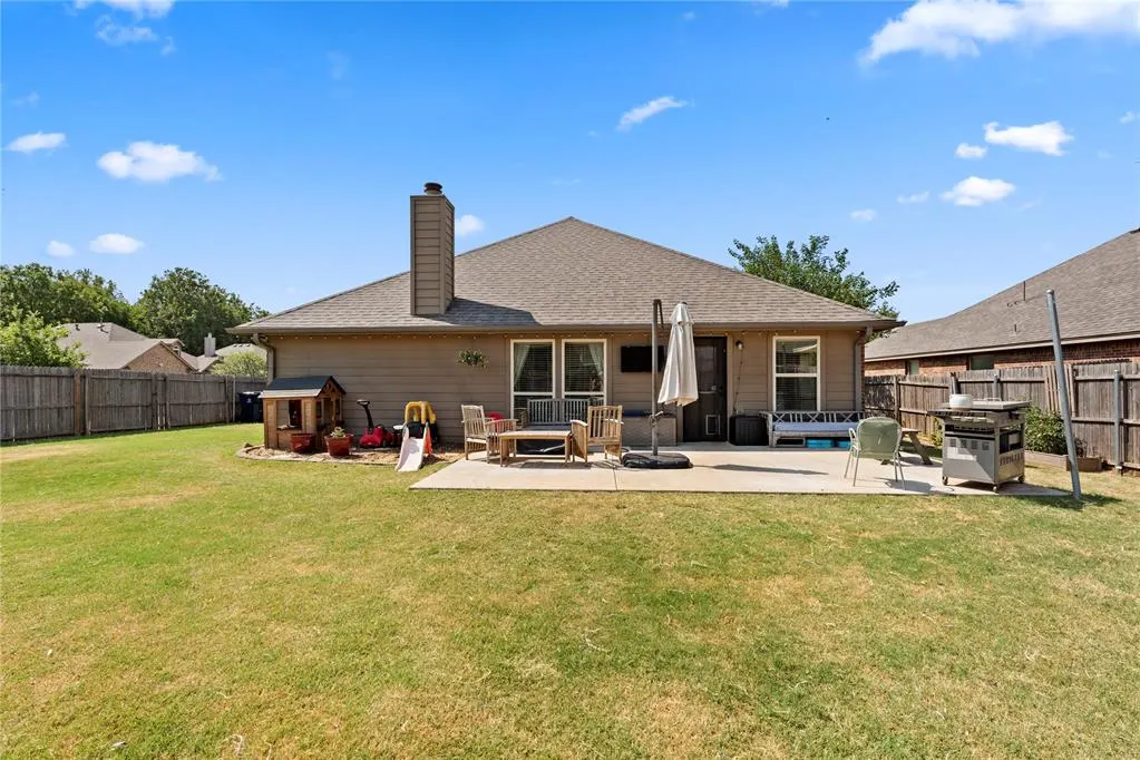Photo 25 — 11001 SW 38th Circle, Mustang, OK 73064