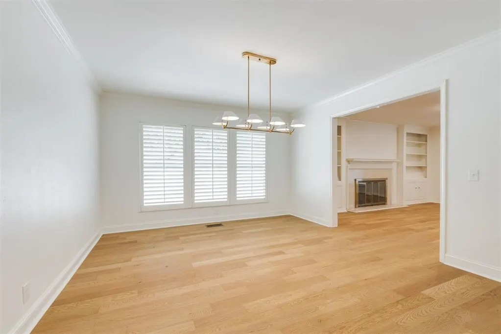 Photo 14 — 6345 Glenbrook Court, Oklahoma City, OK 73118