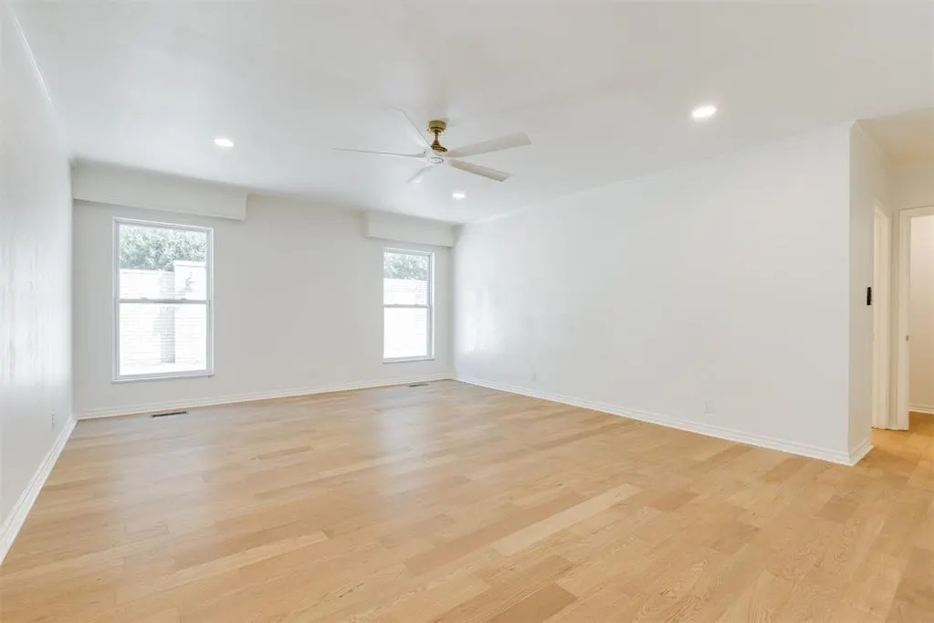 Photo 27 — 6345 Glenbrook Court, Oklahoma City, OK 73118