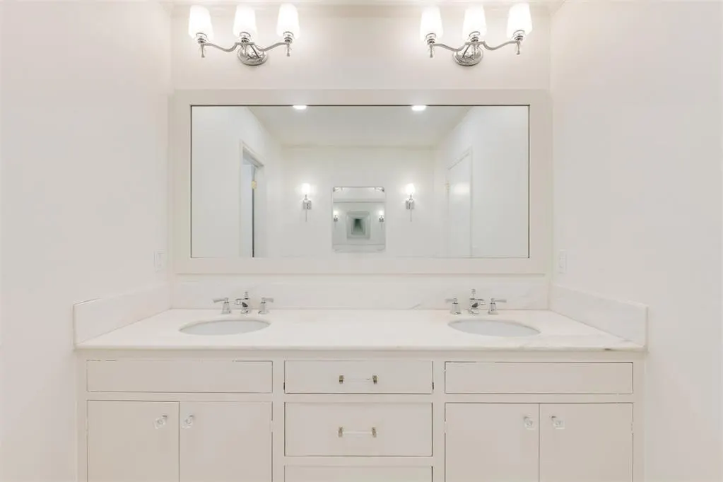Photo 30 — 6345 Glenbrook Court, Oklahoma City, OK 73118