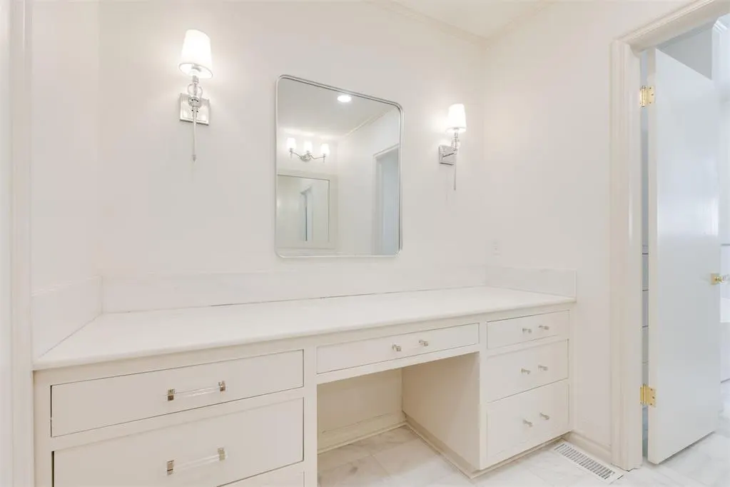 Photo 31 — 6345 Glenbrook Court, Oklahoma City, OK 73118
