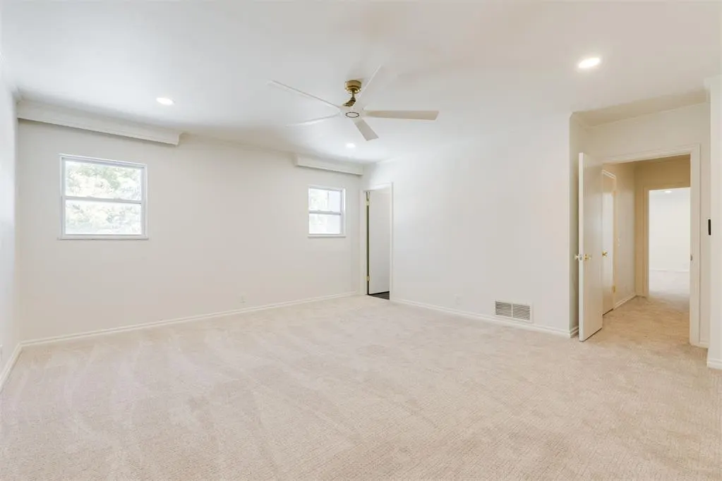 Photo 32 — 6345 Glenbrook Court, Oklahoma City, OK 73118