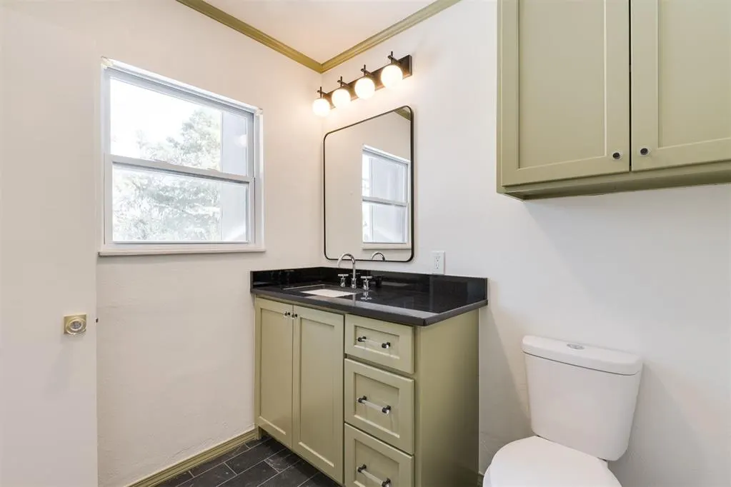 Photo 39 — 6345 Glenbrook Court, Oklahoma City, OK 73118