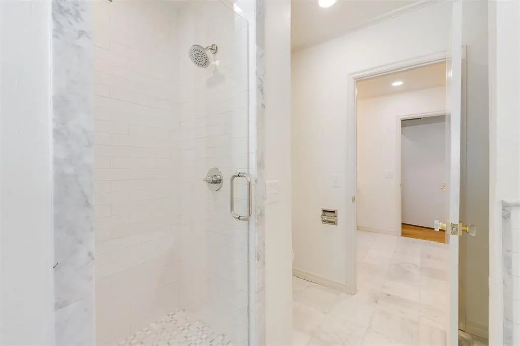 Photo 40 — 6345 Glenbrook Court, Oklahoma City, OK 73118