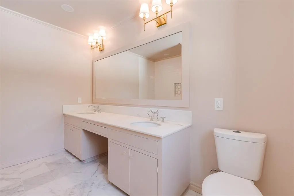 Photo 46 — 6345 Glenbrook Court, Oklahoma City, OK 73118