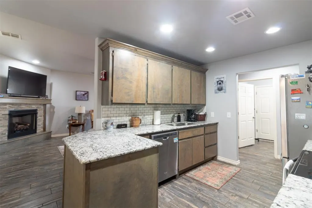 Photo 10 — 2755 S County Line Avenue, Blanchard, OK 73010