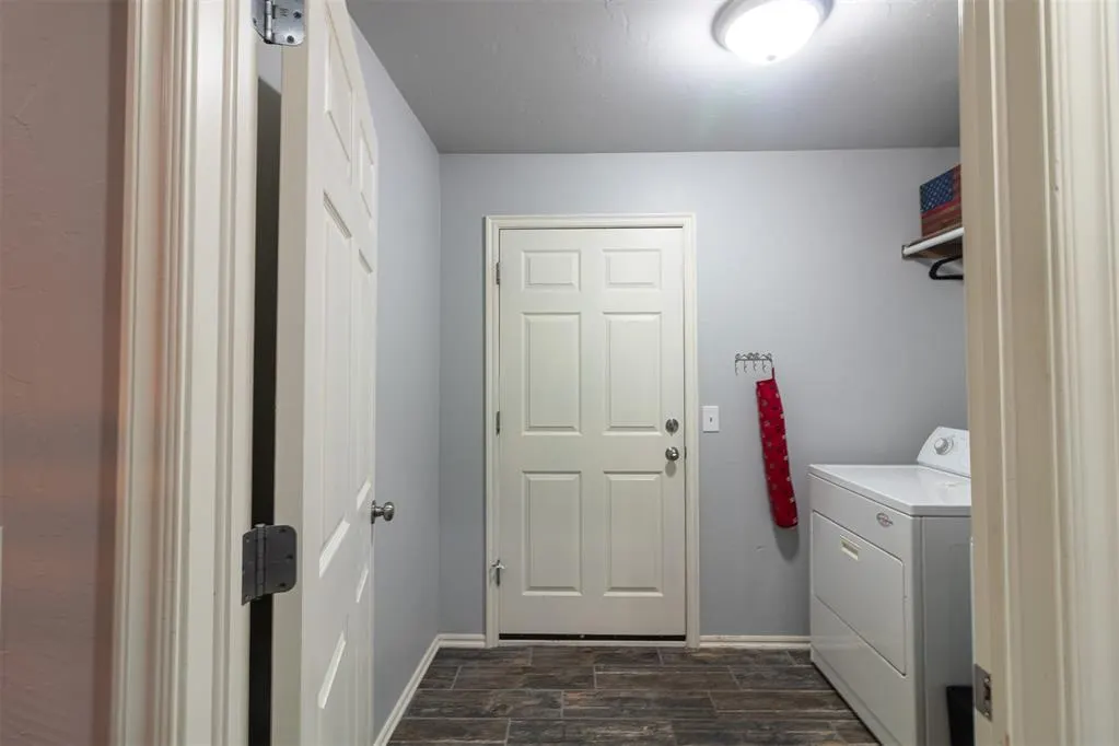 Photo 11 — 2755 S County Line Avenue, Blanchard, OK 73010