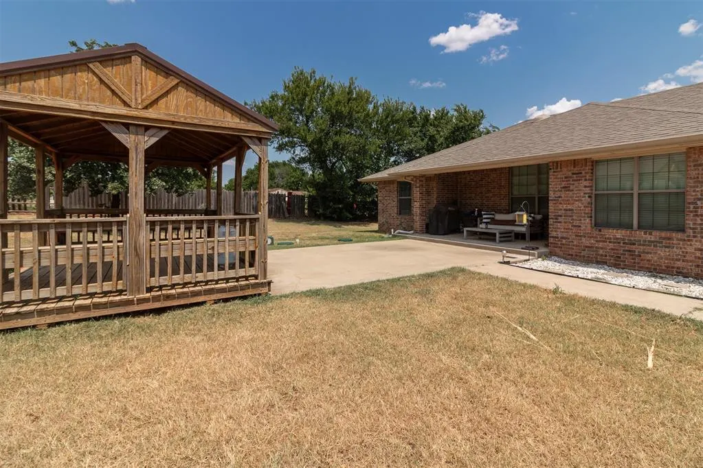 Photo 29 — 2755 S County Line Avenue, Blanchard, OK 73010