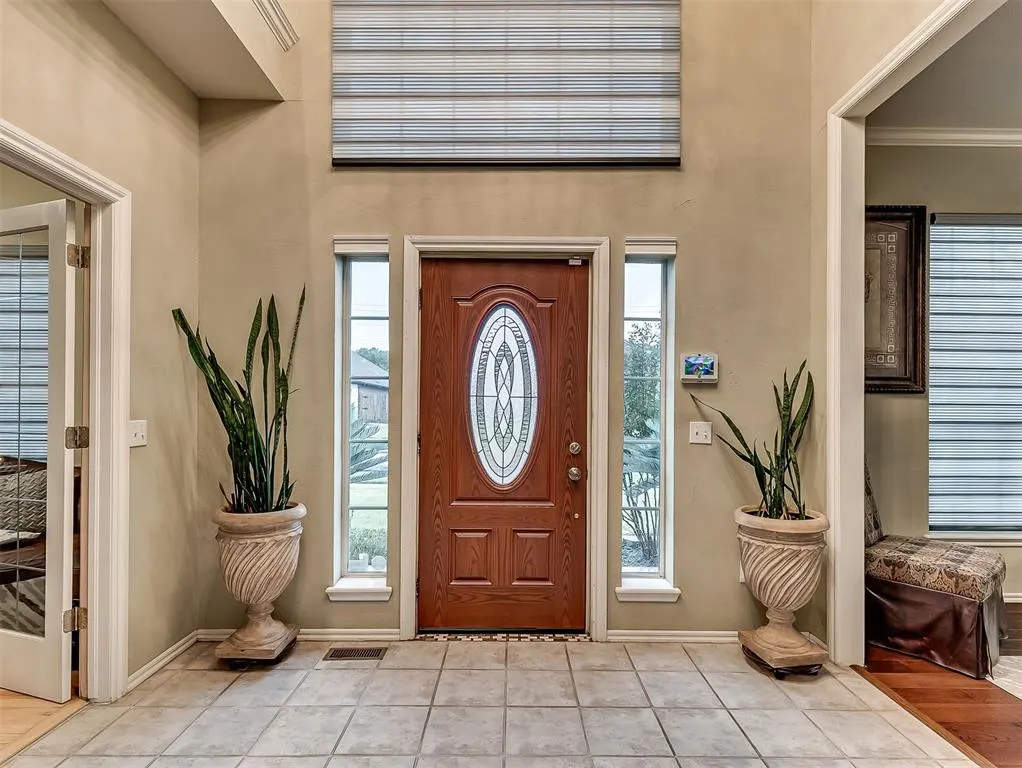 Photo 5 — 11408 Rosehaven Drive, Oklahoma City, OK 73162