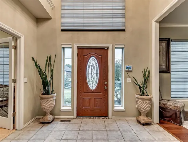 Photo 5 — 11408 Rosehaven Drive, Oklahoma City, OK 73162