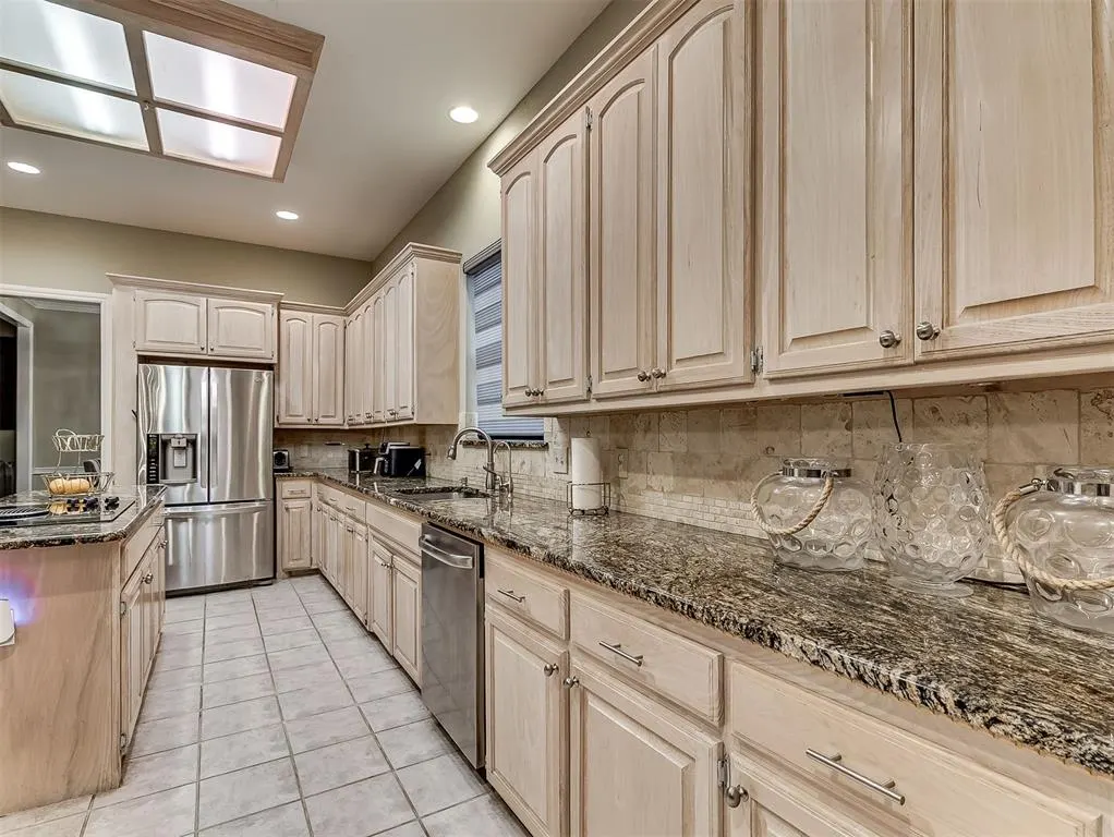 Photo 19 — 11408 Rosehaven Drive, Oklahoma City, OK 73162