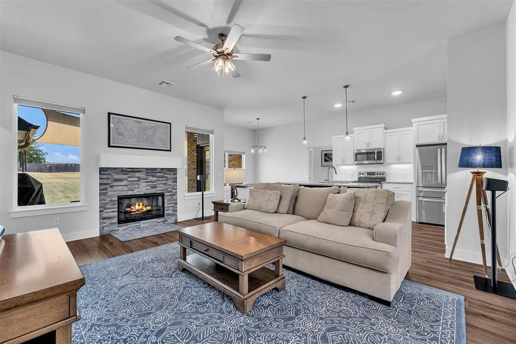 Photo 8 — 918 Red Rock Road, Blanchard, OK 73010