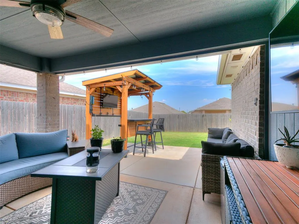 Photo 4 — 6809 NW 155th Street, Edmond, OK 73013