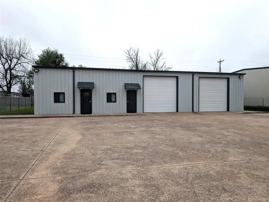 Front exterior — 2524 NW 2nd Street, Oklahoma City, OK 73107