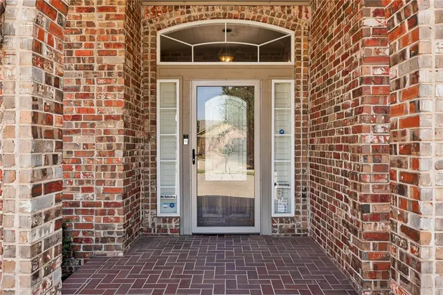 Photo 4 — 12108 Maple Ridge Road, Oklahoma City, OK 73120
