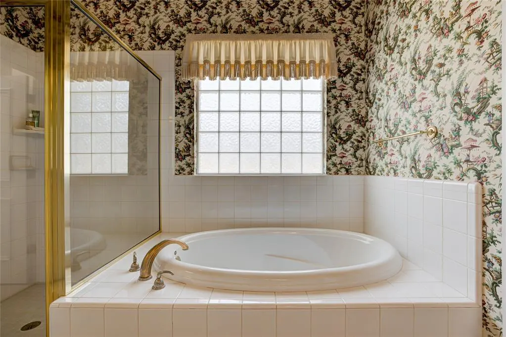 Photo 19 — 12108 Maple Ridge Road, Oklahoma City, OK 73120