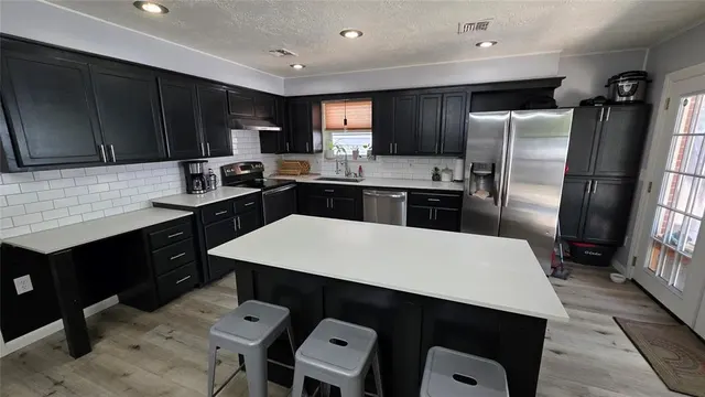 Photo 7 — 2716 N Donald Avenue, Oklahoma City, OK 73127