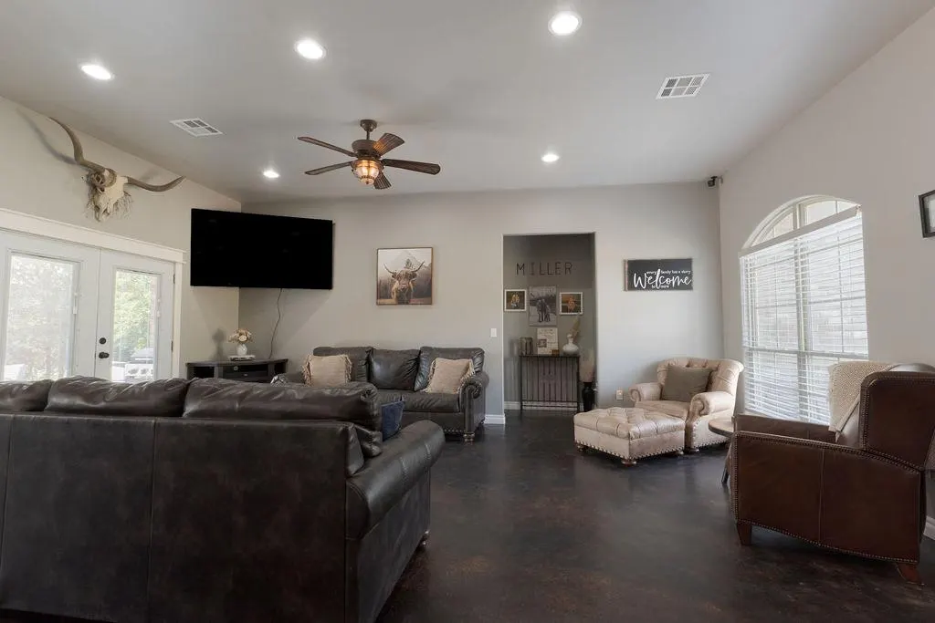Photo 4 — 16703 Acorn Lane, Newalla, OK 74857
