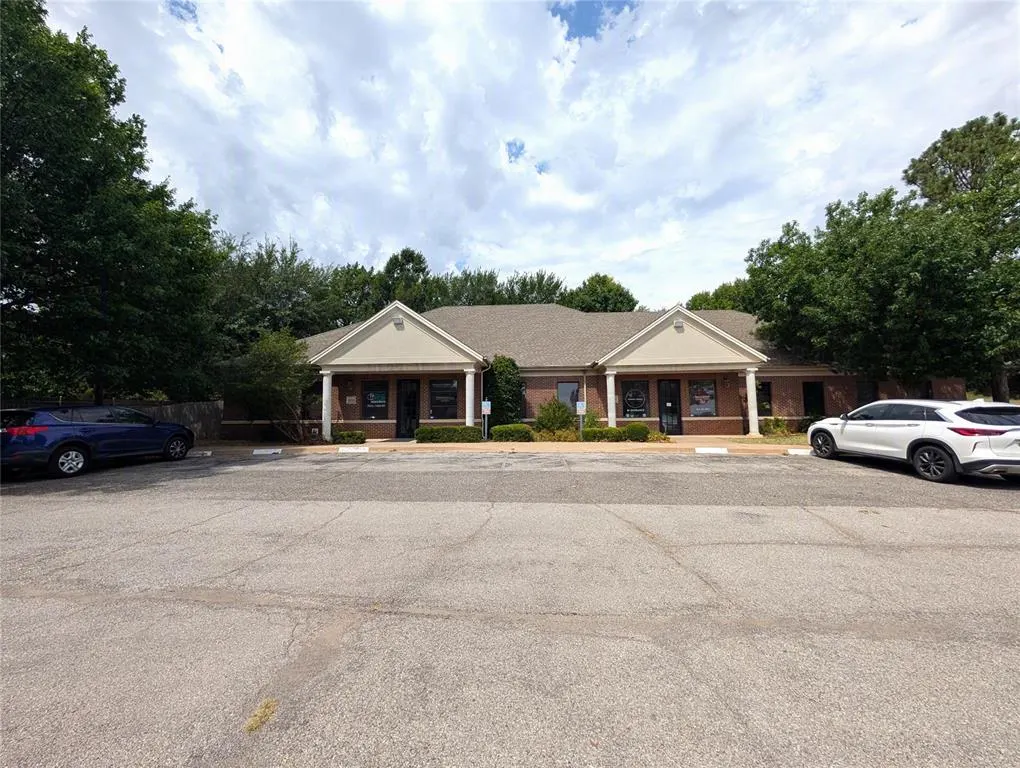 Front exterior — 6016 NW 120th Court, Oklahoma City, OK 73162