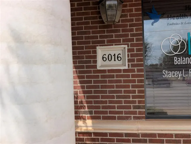Photo 3 — 6016 NW 120th Court, Oklahoma City, OK 73162