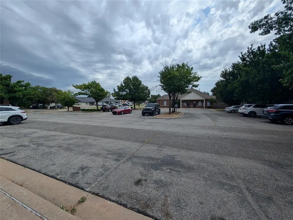Photo 27 — 6016 NW 120th Court, Oklahoma City, OK 73162