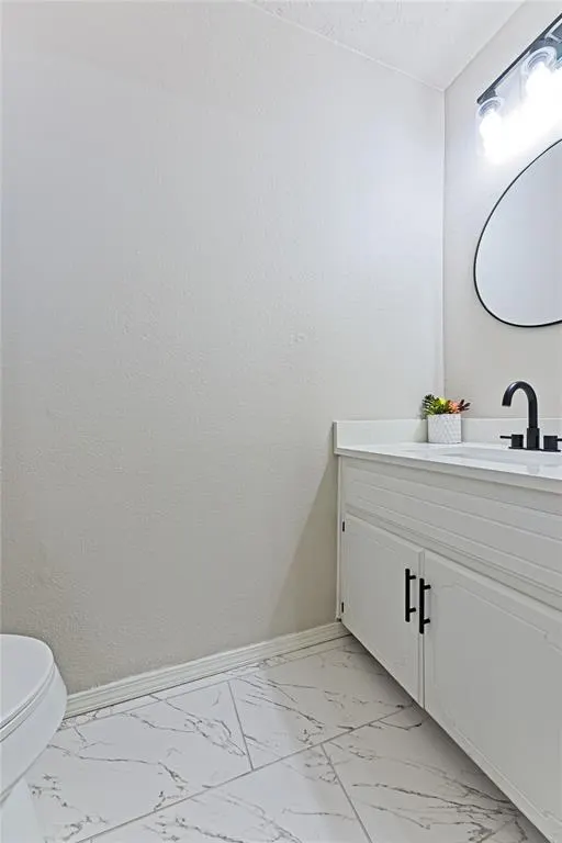 Photo 10 — 4829 Creekwood Drive, Oklahoma City, OK 73135