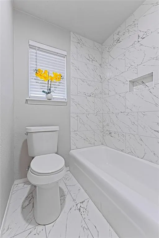 Photo 15 — 4829 Creekwood Drive, Oklahoma City, OK 73135