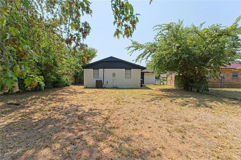 Photo 18 — 4829 Creekwood Drive, Oklahoma City, OK 73135