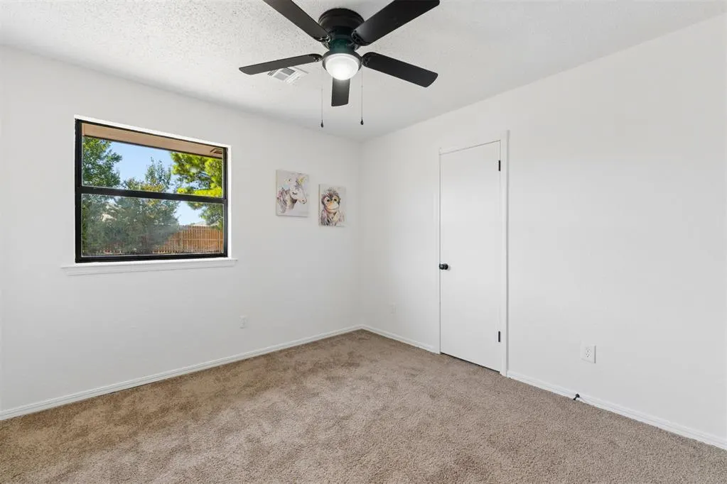 Photo 18 — 1013 N Crystal Way, Mustang, OK 73064