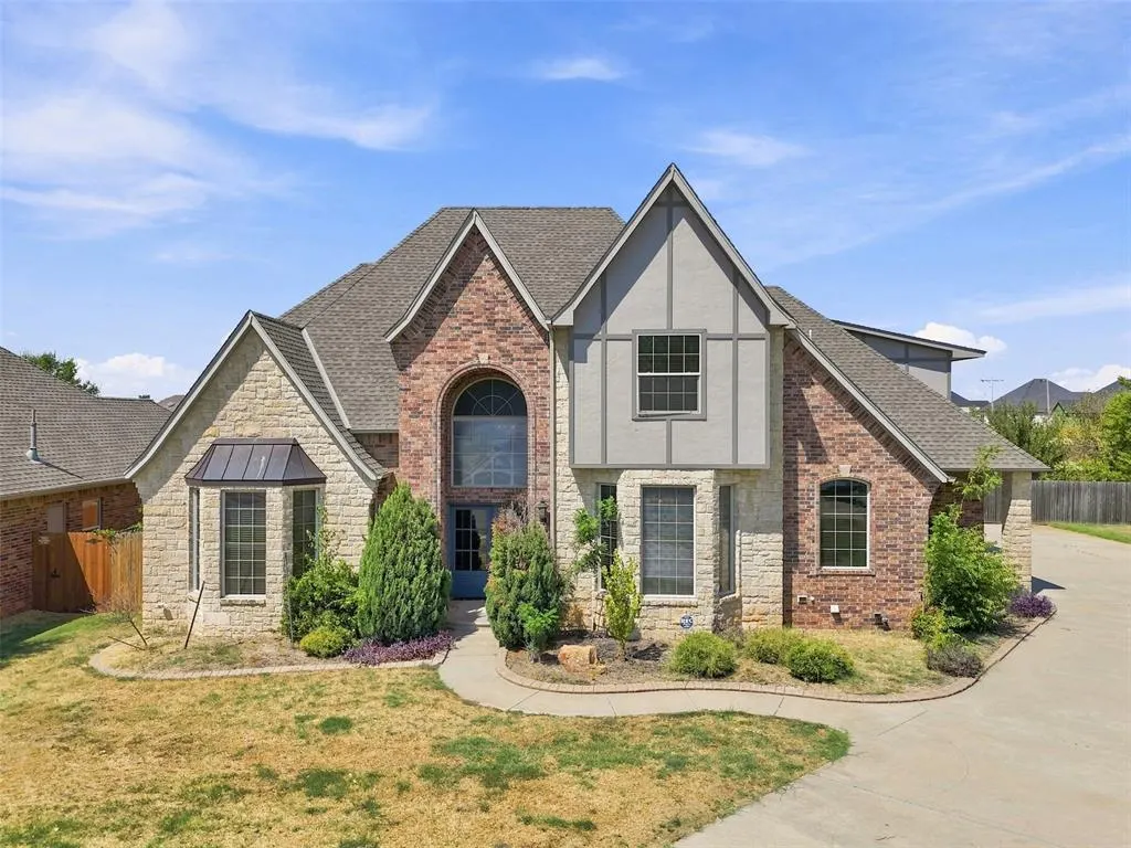 Front exterior — 9405 SW 35th Terrace, Oklahoma City, OK 73179