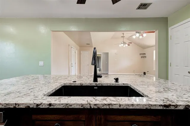 Photo 6 — 919 County Street 2935, Tuttle, OK 73089