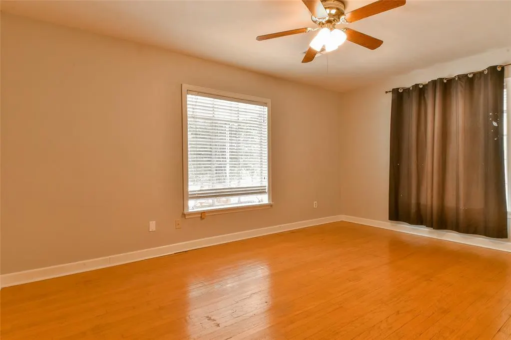 Photo 14 — 315 N 13th Street, Guthrie, OK 73044