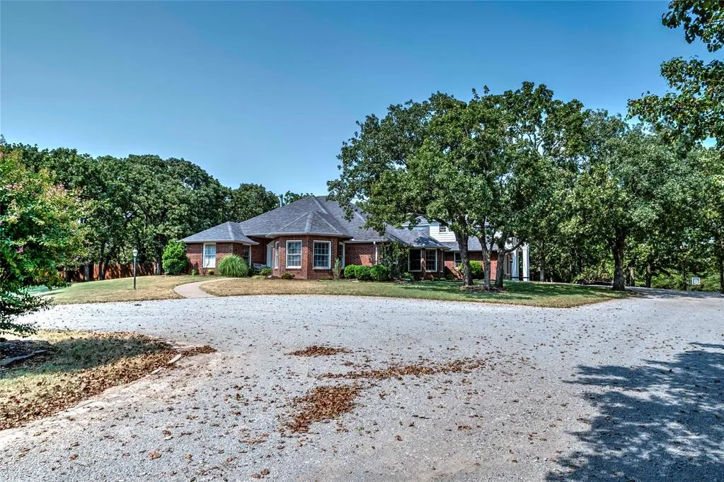 Photo 5 — 1254 Oak Hill Drive, Chandler, OK 74834
