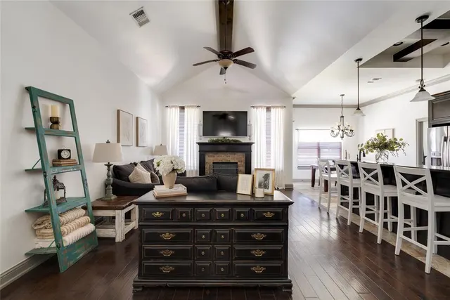 Photo 2 — 17500 Murcielago Court, Oklahoma City, OK 73170
